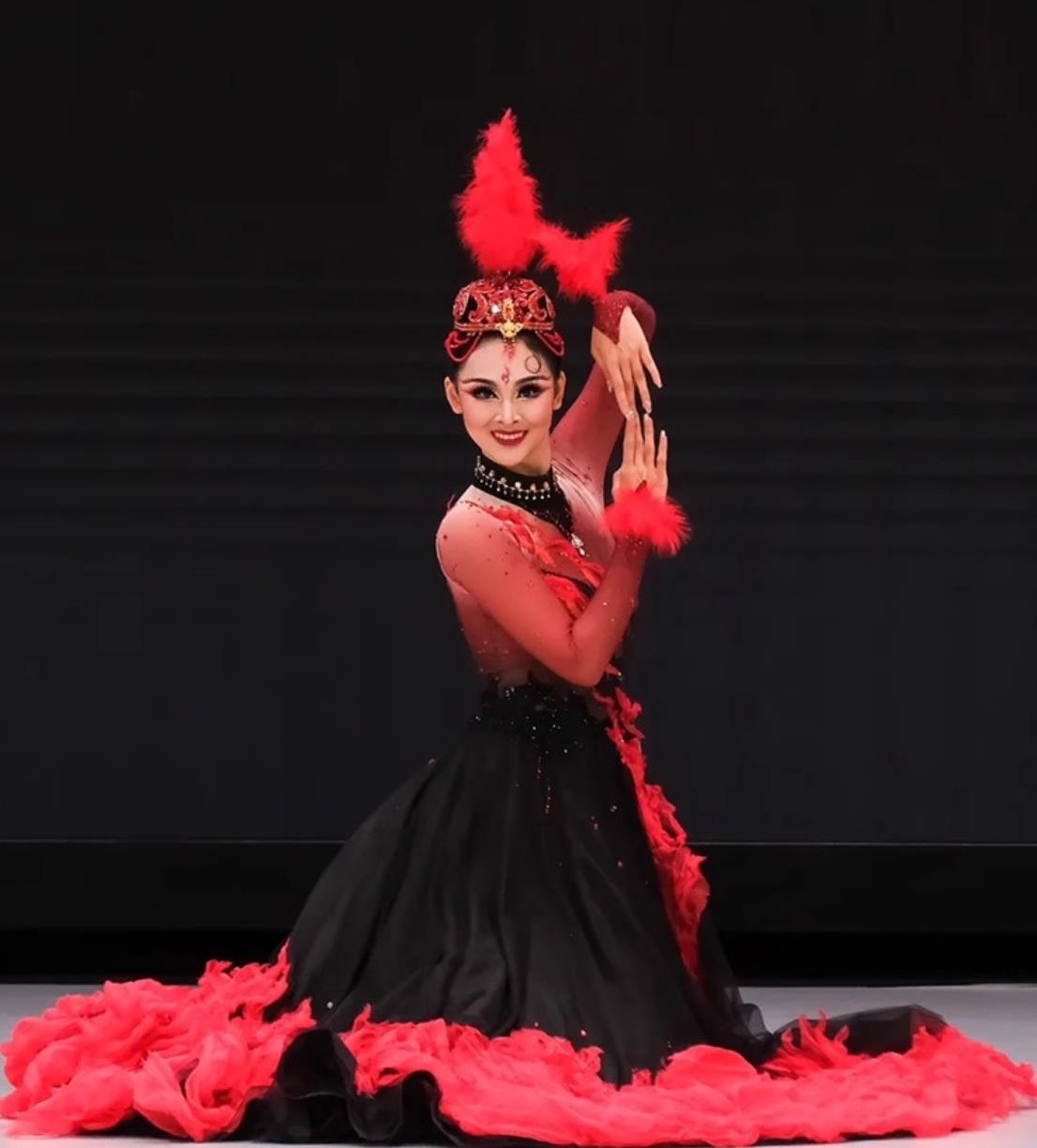 Chinese Kazakh Dance Performance Costume Flame Dance Dress Xinjiang Ethnic Dance Attire
