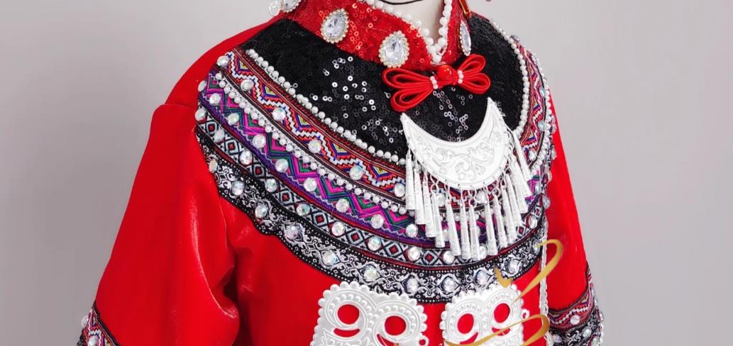 Chinese Dong Nationality Woman Clothing Tujia Folk Dance Stage Performance Dress