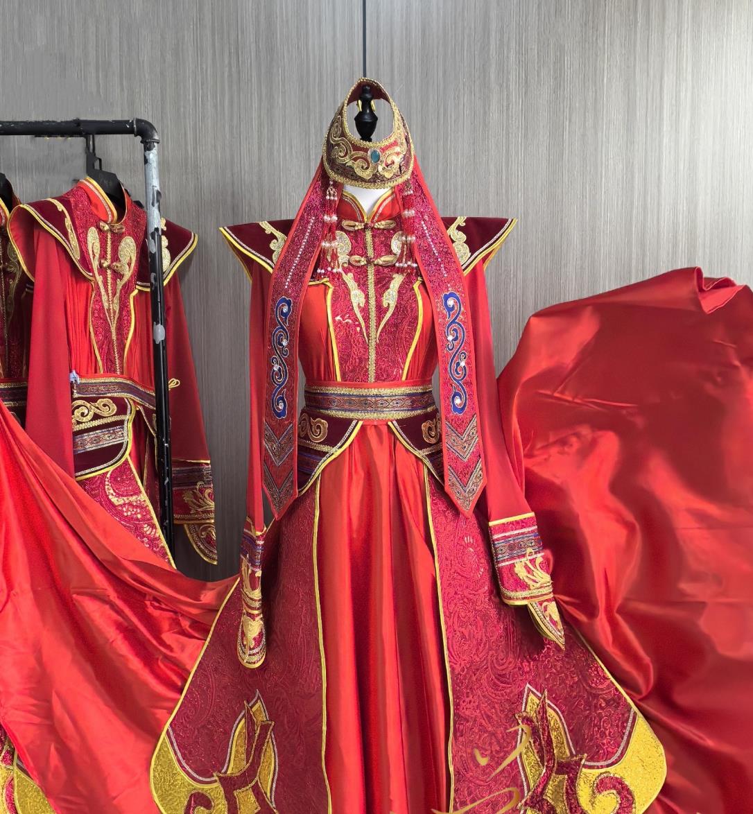 Mongolian Ethnic Costume Chinese Mongol Minority Fashion Show Attire Women Red Dress