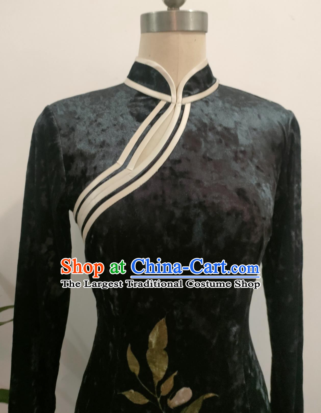 Plus Size kg Autumn Winter Velvet Qipao Young Style Vintage Slim Fit Long Sleeve Dress