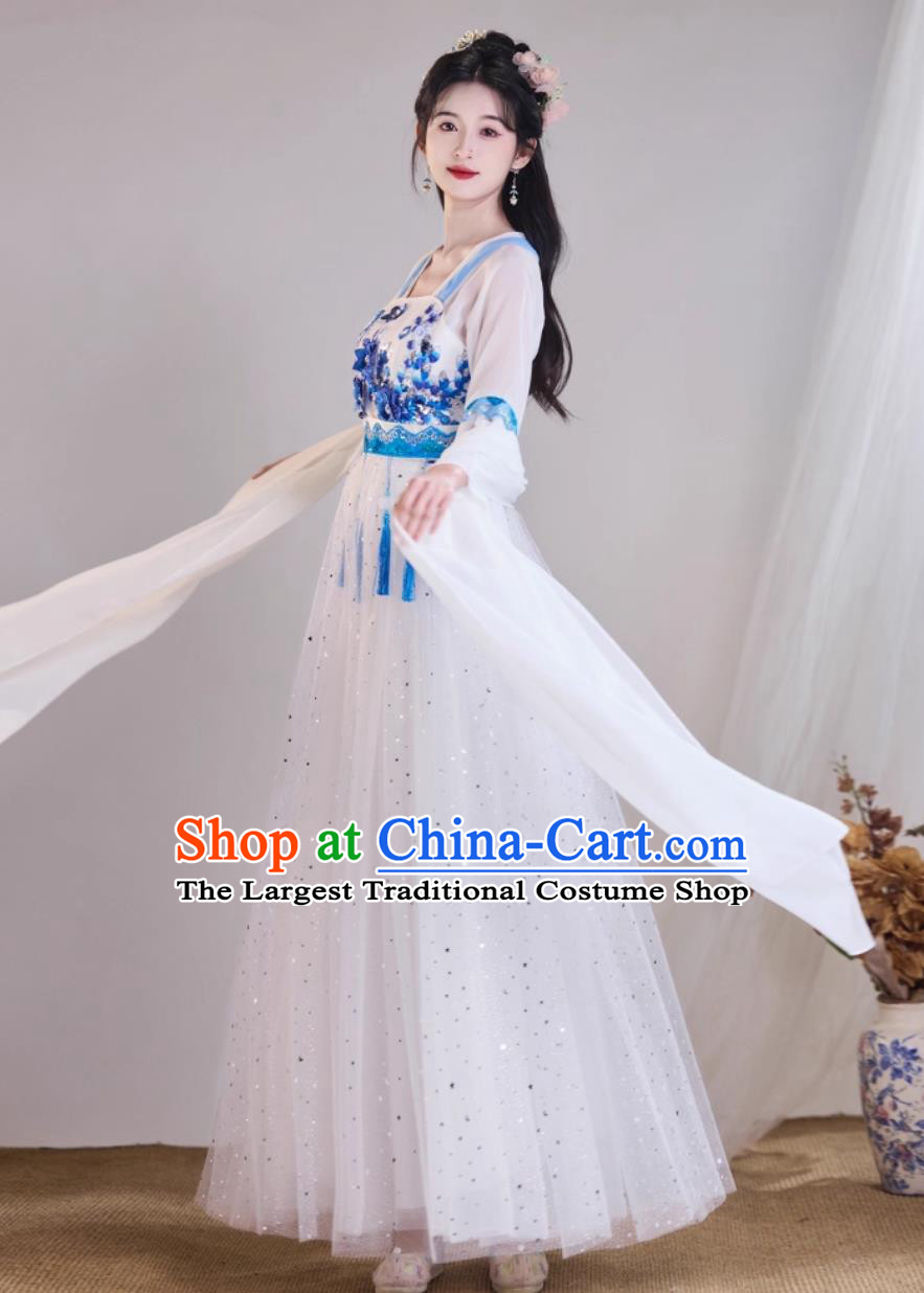 White Hanfu Dance Costume Classical Performance Clothing Women Elegant Chinese Fashion Modified Dress