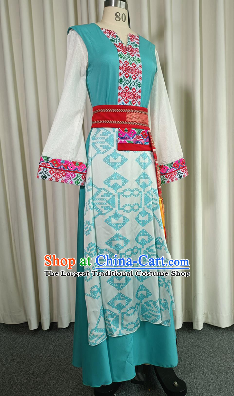Yunnan Yao Ethnic Dance Costume Lotus Award Hua Yao Embroidery Women Group Dance Clothing