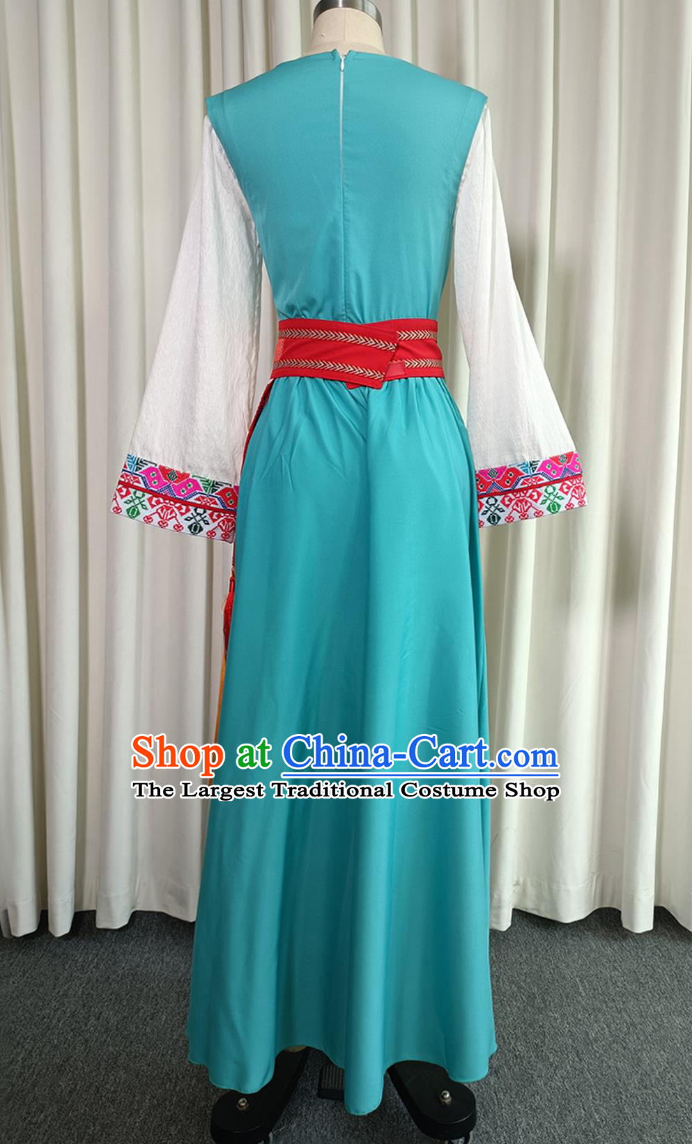 Yunnan Yao Ethnic Dance Costume Lotus Award Hua Yao Embroidery Women Group Dance Clothing