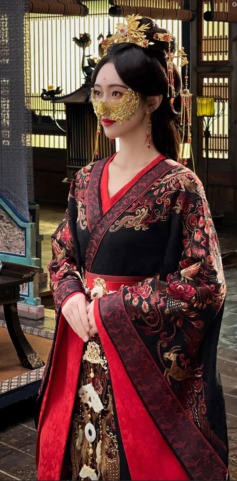 Chinese Ancient Noble Woman Clothing TV Series The Prisoner Of Beauty Su E Huang Costume Traditional Hanfu Dress
