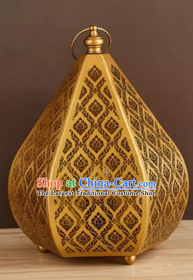 Thai Wrought Iron Hollow Bedside Table Lamp Thai Restaurant Creative Desk Light
