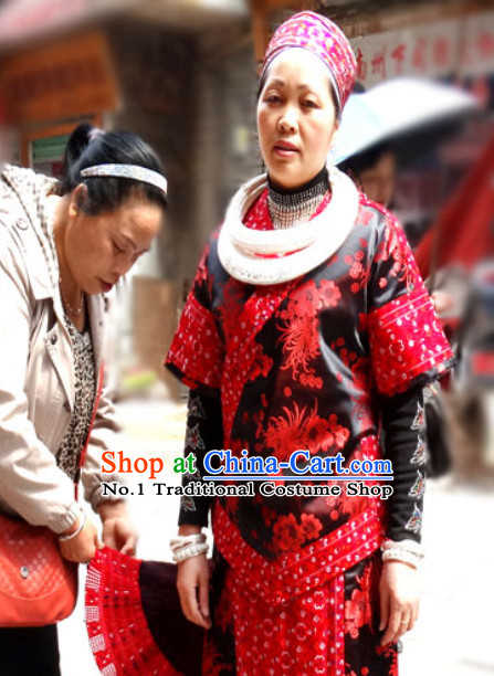 China Miao Tribe Minority Ethnic Garment and Silver Accessories for Women
