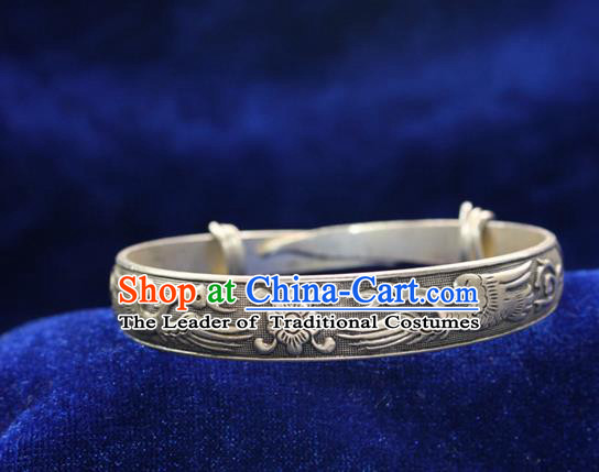 Traditional Chinese Miao Nationality Crafts Jewelry Accessory Bangle, Hmong Handmade Miao Silver Classical Double Crane Bracelet, Miao Ethnic Minority Silver Bracelet Accessories for Women