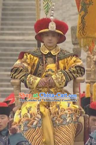 Chinese Qing Dynasty Emperor Kangxi Historical Costume China Ancient Manchu King Clothing