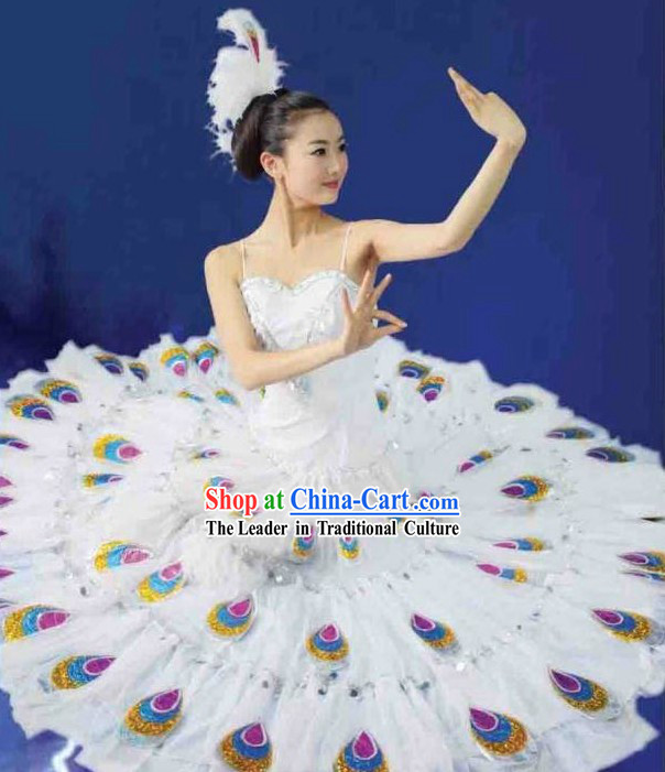 Peacock Dai Ethnic Dance Costumes and Hair Accessories
