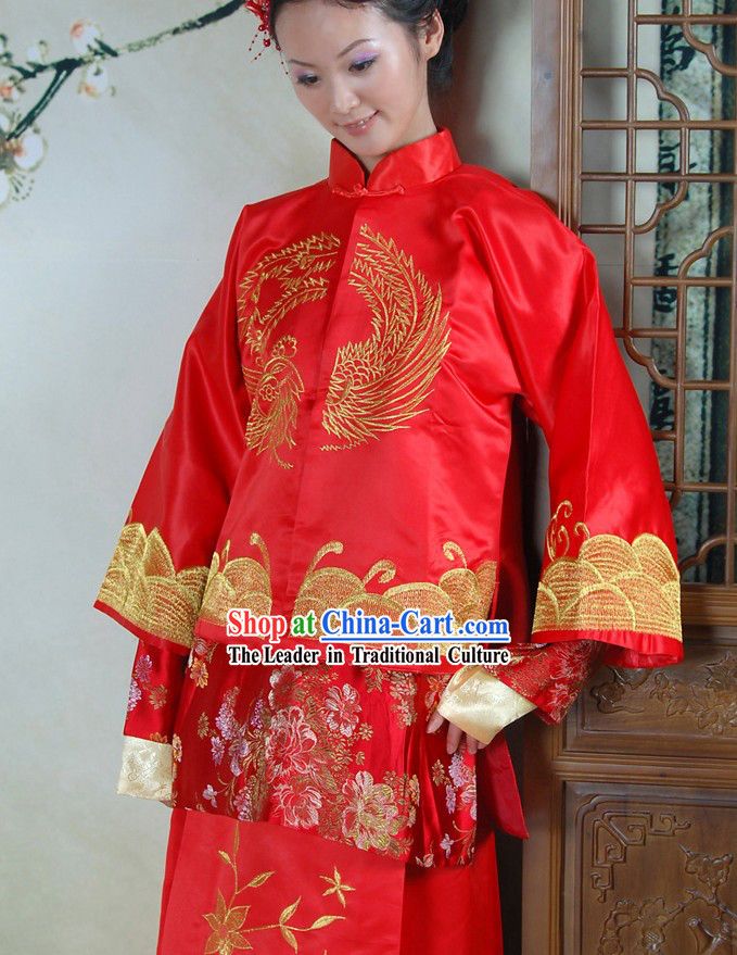Traditional Chinese Red Phoenix Wedding Dress for Brides
