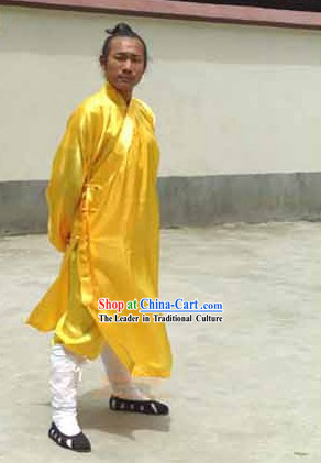 Traditional Daoist Priest Yellow Robe