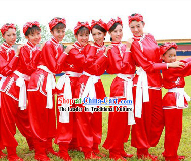 Traditional Chinese Dragon Dance Uniform for Women