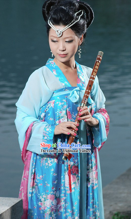 Traditional Tang Dynasty Women Clothing