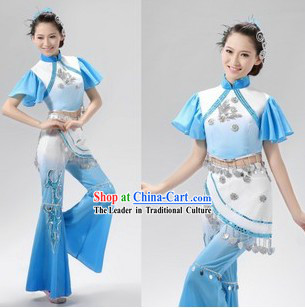 Traditional Chinese Blue and White Fan Dance Costume for Women