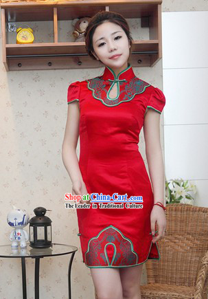 Traditional Chinese Red Princess Wedding Cheongsam for Brides