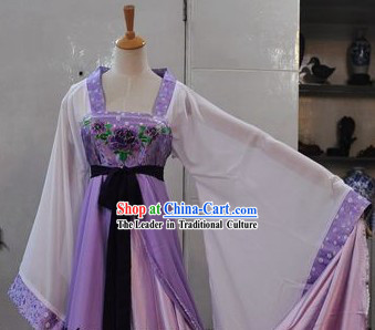 Ancient Chinese Long Trail Purple and White Costumes