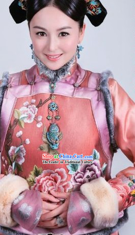 Qing Dynasty Chinese Imperial Palace Royal Clothing and Accessories Complete Set for Princess