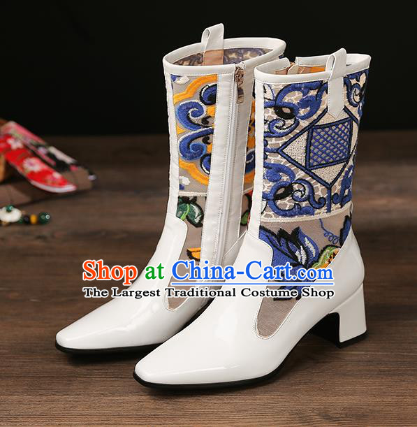 Traditional Chinese Handmade Embroidered White Boos National High Heel Shoes for Women