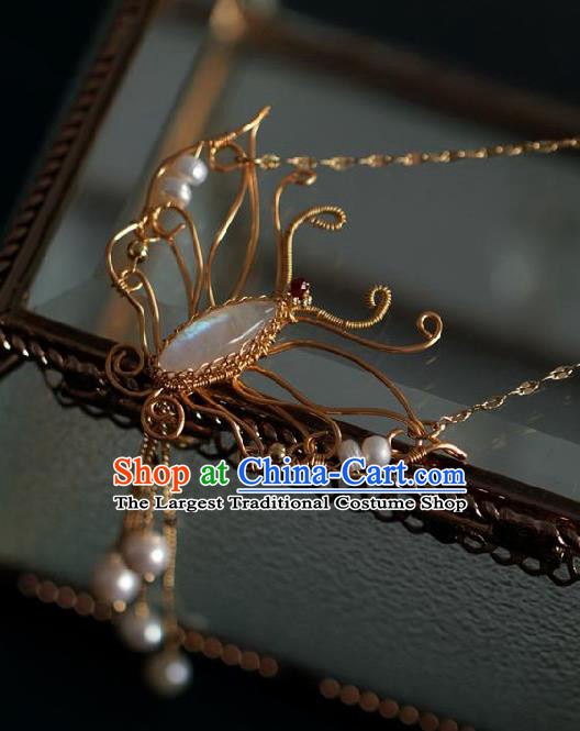 Chinese Traditional Ming Dynasty Moonstone Butterfly Necklace Handmade Ancient Princess Necklet Accessories for Women