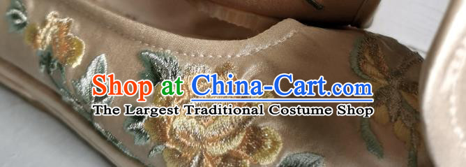 Handmade Chinese Traditional Hanfu Shoes Embroidered Peony Shoes Han Dynasty Princess Champagne Satin Shoes
