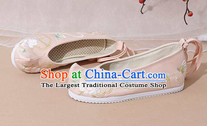 China Song Dynasty Young Lady Embroidered Shoes National Pink Cloth Shoes Traditional Hanfu Shoes