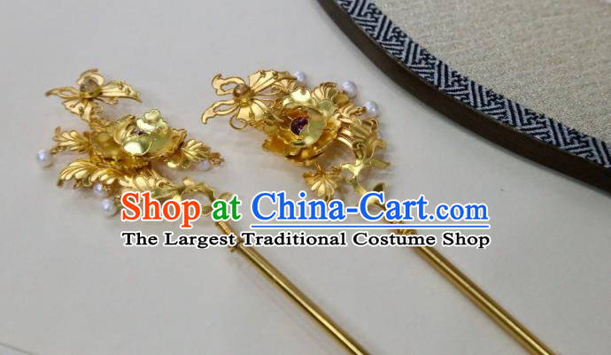 Chinese Handmade Golden Butterfly Ruby Hairpin Traditional Hair Jewelry Ancient Ming Dynasty Princess Hair Stick