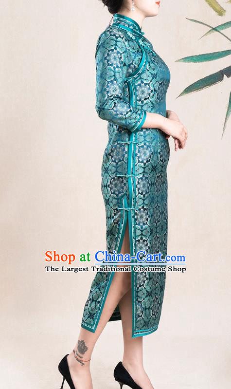 Asian Chinese Classical Elderly Woman Silk Cheongsam Costume Traditional Bride Mother Green Brocade Qipao Dress