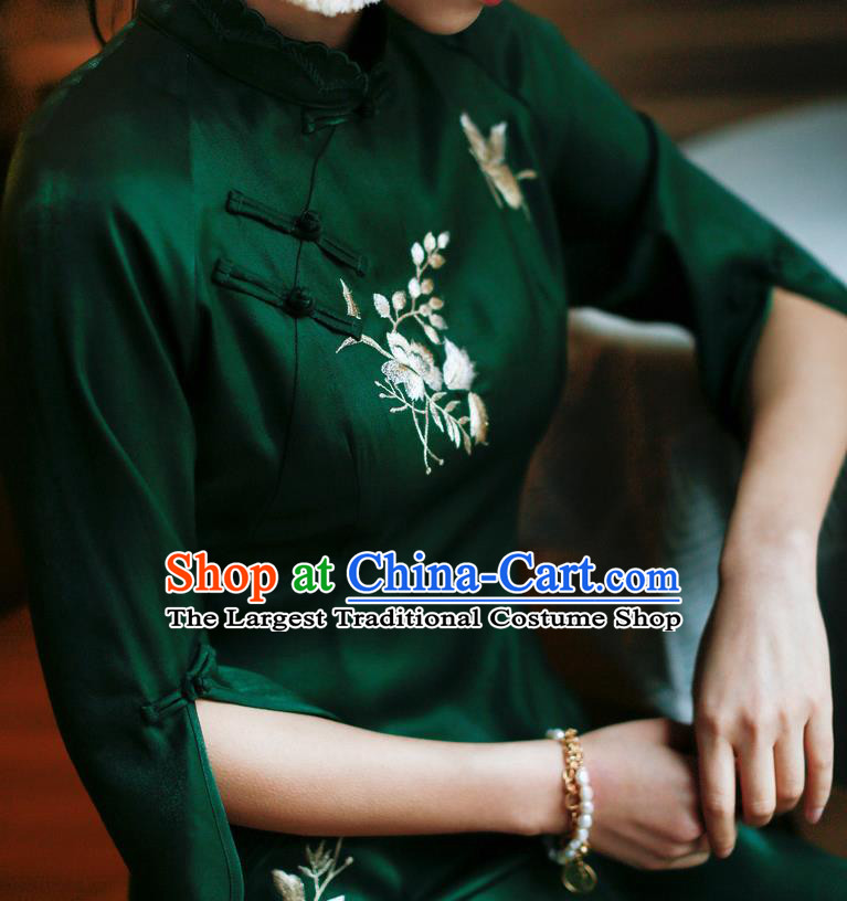 China Modern Deep Green Cheongsam Costume Traditional Young Lady Embroidered Qipao Dress