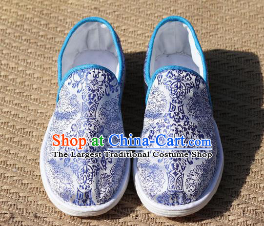 Chinese Handmade Blue and White Porcelain Shoes Brocade Shoes Traditional Martial Arts Shoes