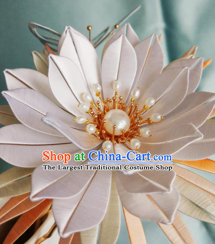 Chinese Traditional Song Dynasty Palace Hairpin Hair Accessories Ancient Princess White Silk Epiphyllum Hair Comb