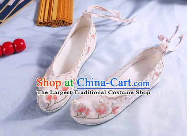 China Ancient Beige Cloth Shoes Traditional Hanfu Pearls Shoes Ming Dynasty Princess Bow Shoes Embroidered Mangnolia Shoes