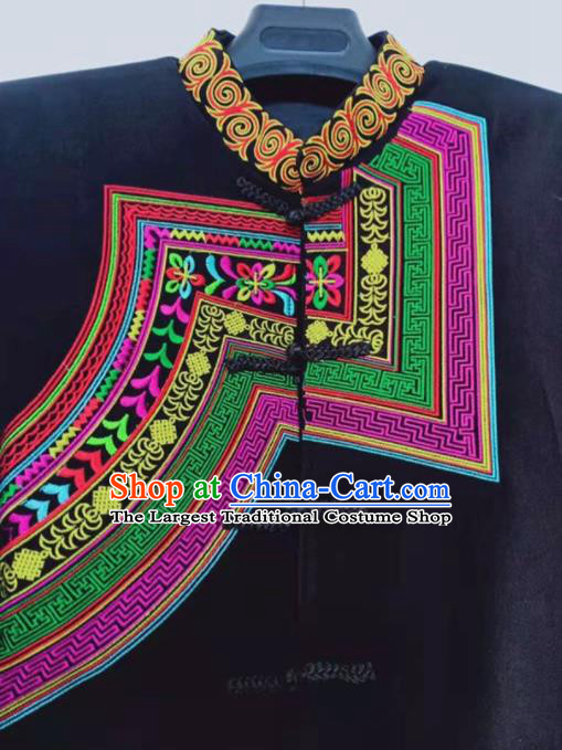 China Sichuan Nationality Dance Embroidered Black Jacket Ethnic Costume Yi Minority Male Outer Garment