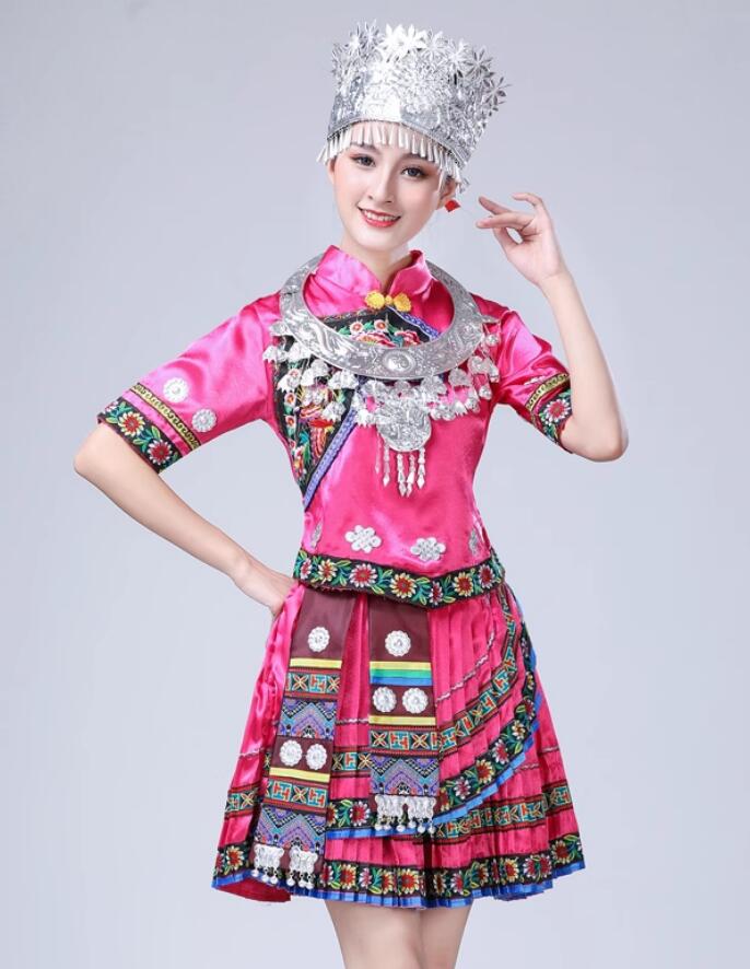 Traditional Chinese Tujia Nationality Dance Costume Ethnic Woman Clothing Tujia Minority Blouse and Pleated Skirt Complete Set